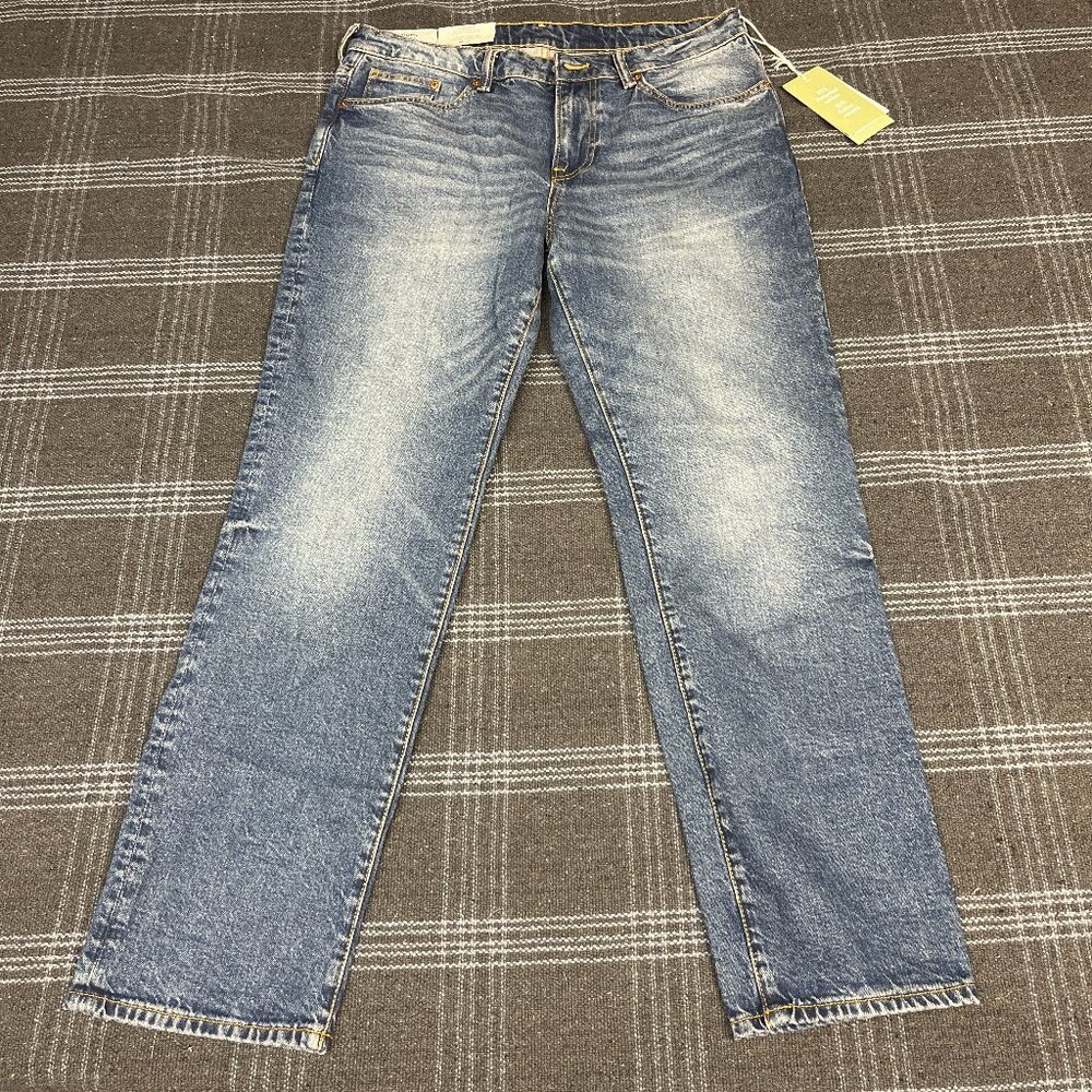 New With Tags H and M Mens Jeans Straight Regular FIt Size 34 32